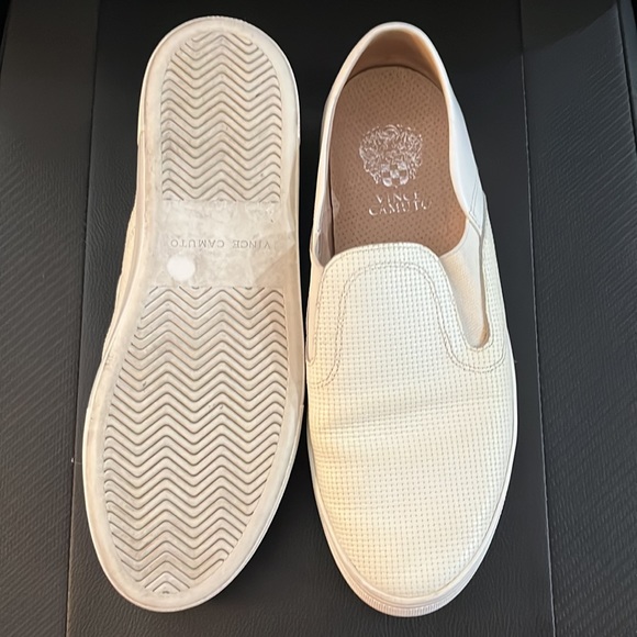 Vince Camuto white slip-on sneakers - Picture 4 of 5
